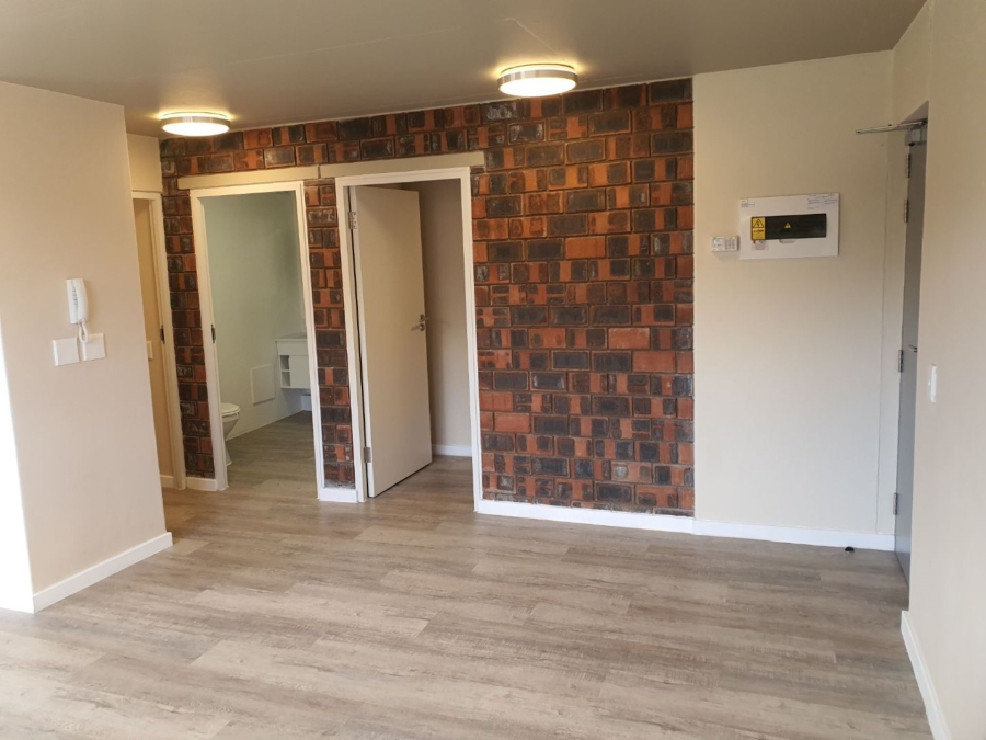 2 Bedroom Property for Sale in Observatory Western Cape